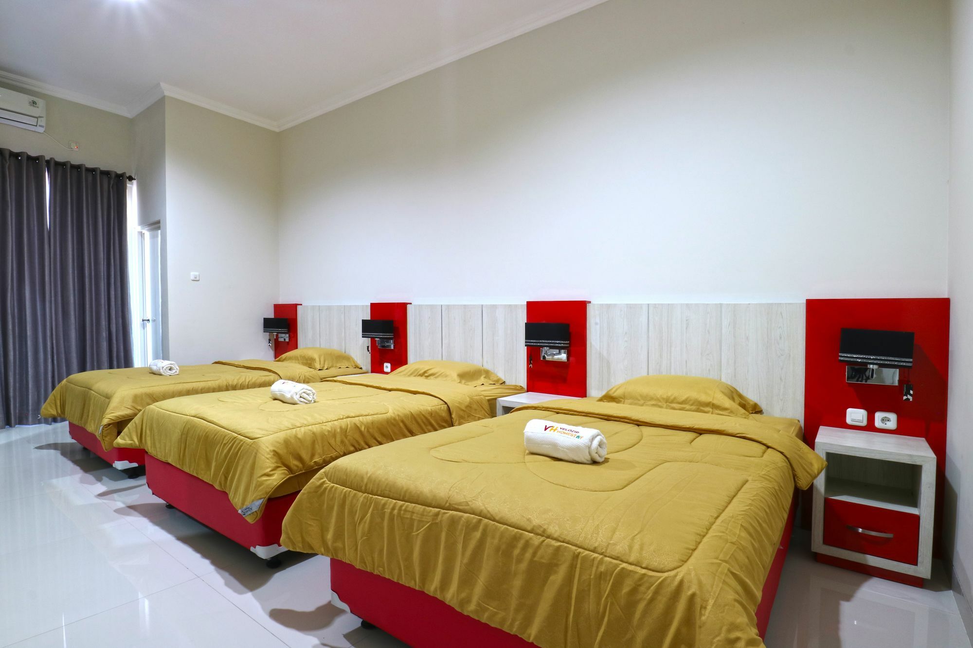 Ferienwohnung Velozip Kos Exclusive Surabaya Exterior foto